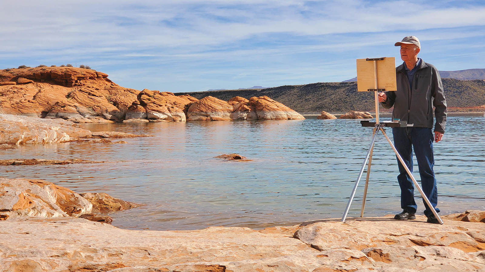 Soltek Easel on location with plein air artist and inventor Jim Wilcox at Sand Hollow Resort